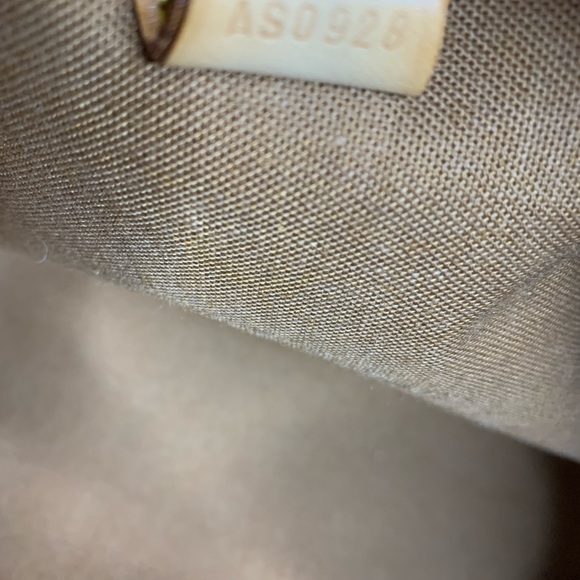 ❤️❤️SOLD❤️❤️Louis Vuitton mono Ellipse GM with free twillies - Picture 13 of 14